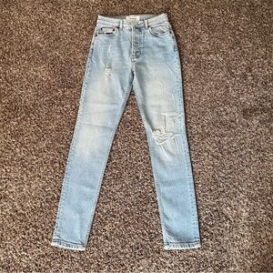 Like New! Reformation Distressed Light Wash Montego Skinny Jeans Women’s Size 24